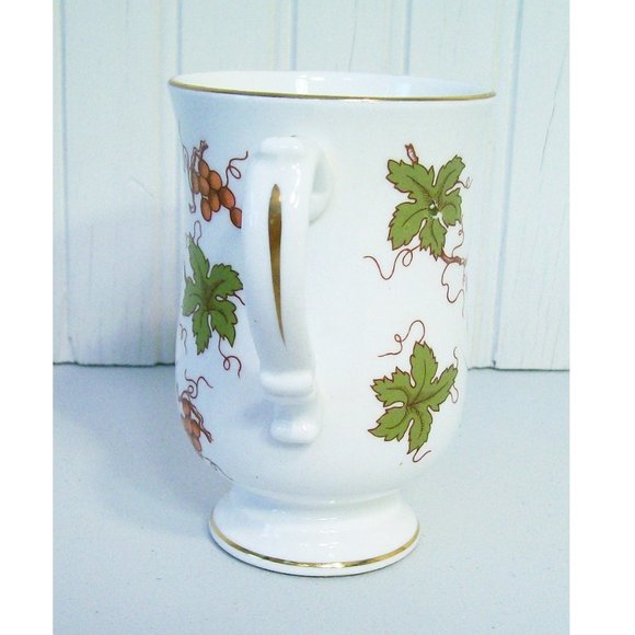 Royal Victoria Tea Coffee Cup Mug Bone China Grapes Grapevine Gold Trim - Picture 4 of 7